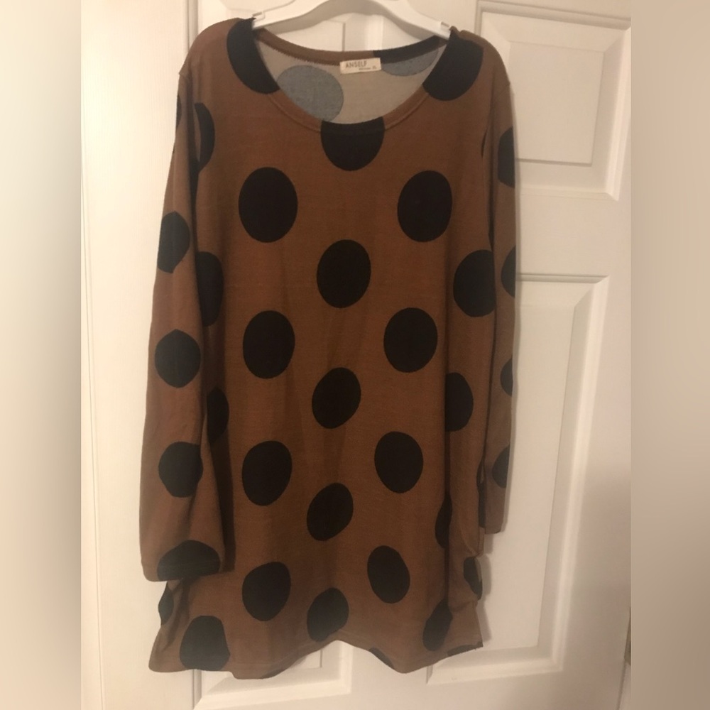 Anself XL Brown with Black Dots Tunic Light Sweater